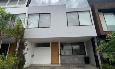 HERMOSA CASA EN VENTA CONDOMINIO ALTAVISTA RESIDENCIAL