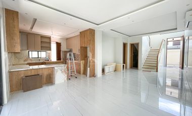 Pre-selling House and Lot For Sale in BF Homes, Parañaque City