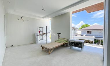 Notable Pre-selling House and Lot For Sale in BF Homes, Paranaque City