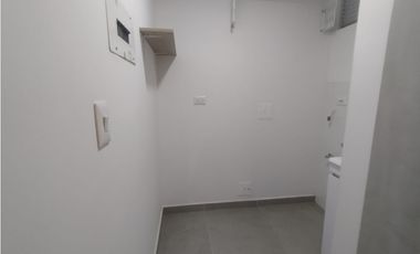 VENTA DE APARTAESTUDIO EN LA AV. ALBERTO MENDOZA, MANIZALES