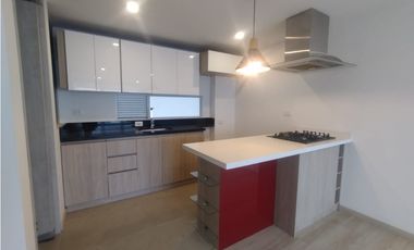 ARRIENDO APARTAESTUDIO EN LA AV. ALBERTO MENDOZA, MANIZALES