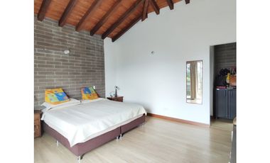 Venta de casa en Caldas sector la Tablaza