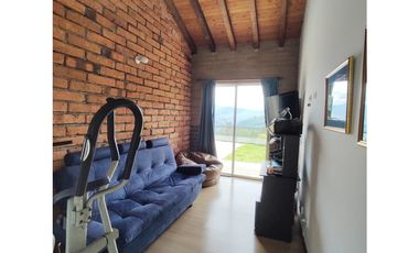 Venta de casa en Caldas sector la Tablaza