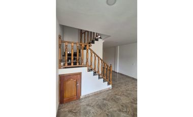 En Venta Hermosa Casa