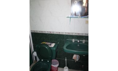 Edificio cerca de las playas con terraza y patio – Rodadero G-38