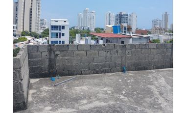 Edificio cerca de las playas con terraza y patio – Rodadero G-38