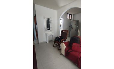 Edificio cerca de las playas con terraza y patio – Rodadero G-38