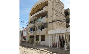 Edificio cerca de las playas con terraza y patio – Rodadero G-38