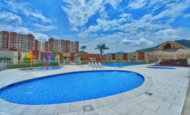 Maat vende Casa en el Condominio - Villeta 70M2 $ 360Millones