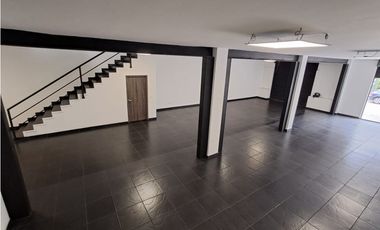 SE ARRIENDA LOCAL EN ZONA T