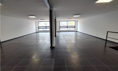 SE ARRIENDA LOCAL EN ZONA T