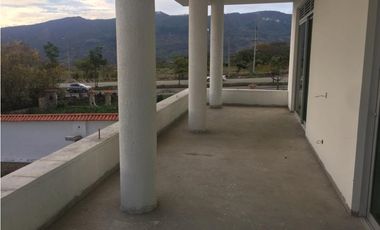 CASA CAMPESTRE EN CHINAUTA EN VENTA - CUNDINAMARCA