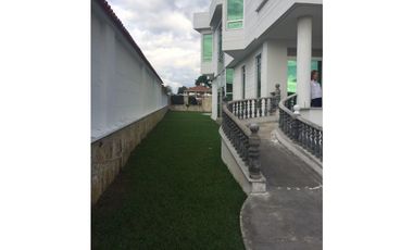 CASA CAMPESTRE EN CHINAUTA EN VENTA - CUNDINAMARCA