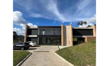 Casa Amoblada en Arriendo en El Alto de Palmas