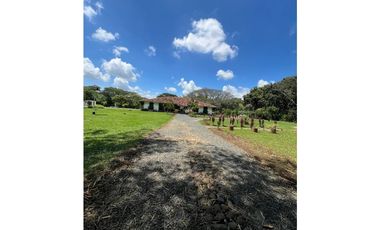 VENTA FINCA POTRERITO JAMUNDI VALLE DEL CAUCA