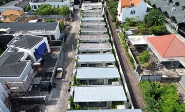 10 Bedroom Hotel for sale in Kerobokan, Bali