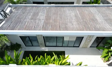 10 Bedroom Hotel for sale in Kerobokan, Bali