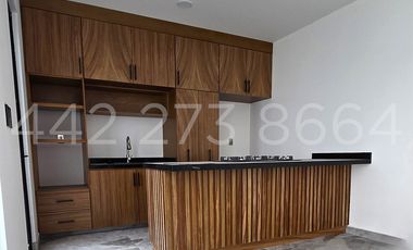 CASA ACABADOS DE LUJO CIUDAD MADERAS TARAY