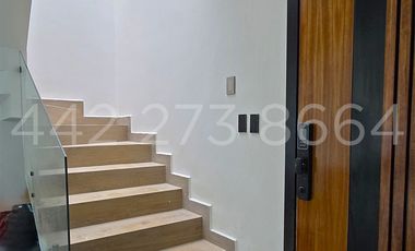 CASA ACABADOS DE LUJO CIUDAD MADERAS TARAY