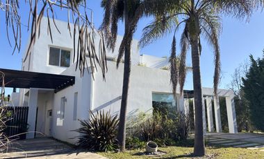 Casa en  Alquiler en Los Alisos Nordelta