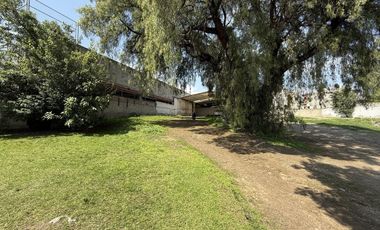 Terreno con Bodega y oficinas en renta con ubicación estratégica en Atizapán