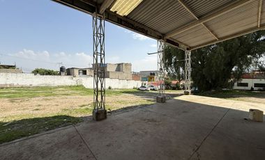 Terreno con Bodega y oficinas en renta con ubicación estratégica en Atizapán