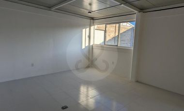 Bodega comercial en renta en Santa María Totoltepec
