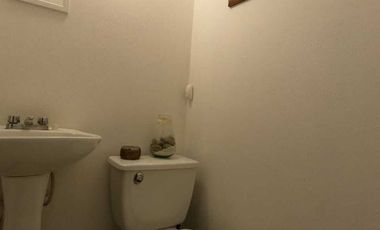 Casa en venta en fraccionamiento con alberca y vigilancia en Xochitepec, Morelos