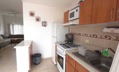 Casa en venta en fraccionamiento con alberca y vigilancia en Xochitepec, Morelos
