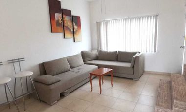 Casa en venta en fraccionamiento con alberca y vigilancia en Xochitepec, Morelos