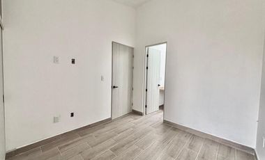CASA EN VENTA DE 1 NIVEL Y 3 RECAMARAS EN CD. MADERAS MARQUES, QRO.