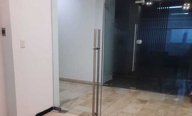 Oficina en renta/ venta lista para usar al norte de Merida