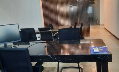 Oficina en renta/ venta lista para usar al norte de Merida