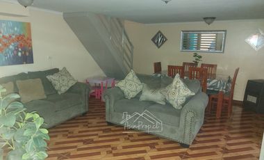 ARRIENDO AMPLIA CASA EN CONDOMINIO