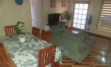 ARRIENDO AMPLIA CASA EN CONDOMINIO