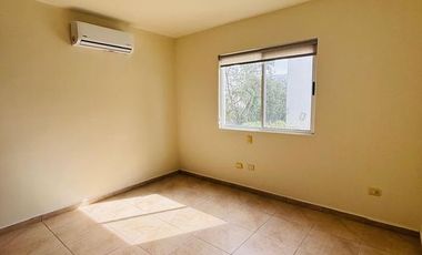 Casa  Venta Cumbres Providencia Monterrey Frente Parque