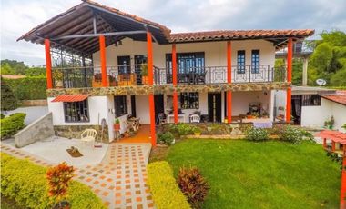 SE VENDE CHALET VA A LA HERRADURA