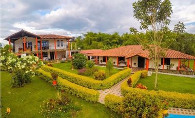 SE VENDE CHALET VA A LA HERRADURA