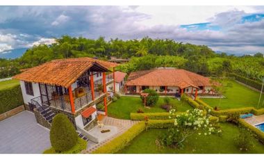 SE VENDE CHALET VA A LA HERRADURA