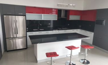 CASA EN RENTA AMUEBLADA EN PRIVADA MILLENIUM