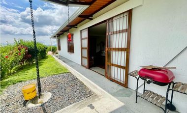 SE VENDE CASA CAMPESTRE EN ALCAL VALLE