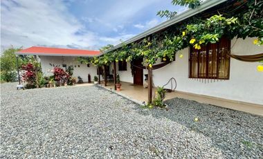 SE VENDE CASA CAMPESTRE EN ALCAL VALLE