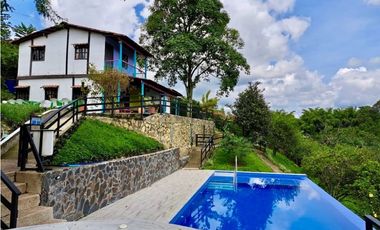 SE VENDE HOTEL CAMPESTRE A 5 MINUTOS DEL AEROPUERTO VA CALI