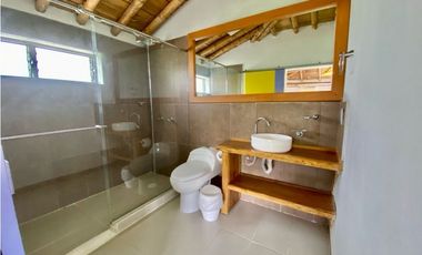 SE VENDE HOTEL CAMPESTRE A 5 MINUTOS DEL AEROPUERTO VA CALI