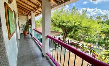 SE VENDE HOTEL CAMPESTRE A 5 MINUTOS DEL AEROPUERTO VA CALI