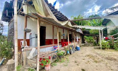 SE VENDE LOTE URBANO VA TEBAIDA
