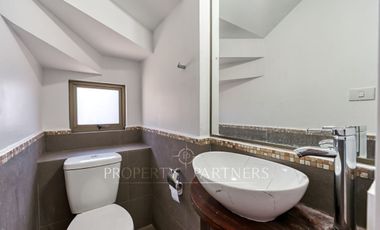 Casa Chilena en sector Chicureo Norte, Condominio seguro