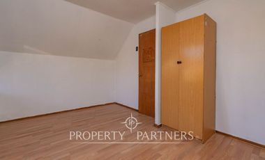 Arriendo con compromiso de compra  casa a pasos de Walker Martinez. Seguro microbarrio.