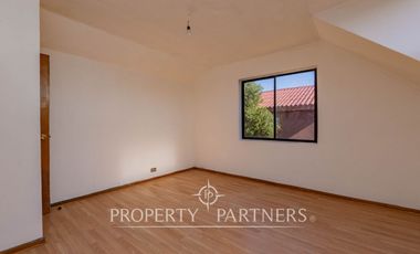 Arriendo con compromiso de compra  casa a pasos de Walker Martinez. Seguro microbarrio.