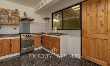 Arriendo con compromiso de compra  casa a pasos de Walker Martinez. Seguro microbarrio.